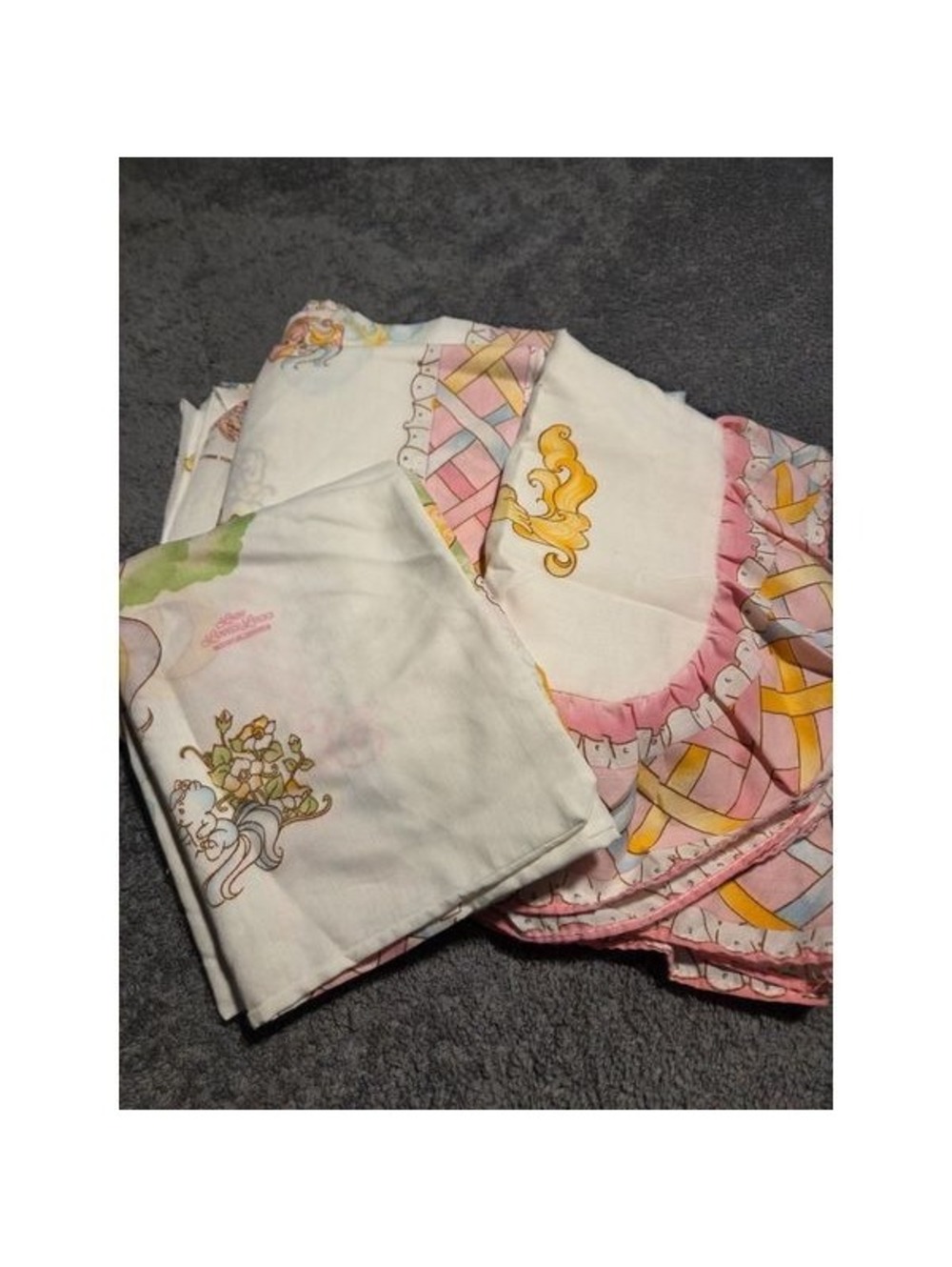 Vintage Lady Lovely Locks Ultimate Sheet Set